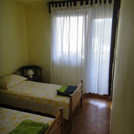 Apartment Lemond *