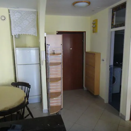 Lemond Apartment Pula