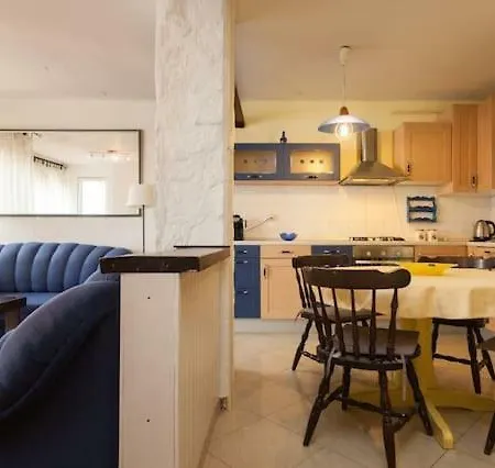 Apartment Lemond Pula